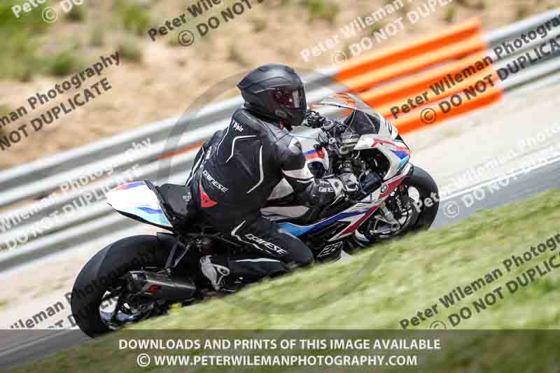cadwell no limits trackday;cadwell park;cadwell park photographs;cadwell trackday photographs;enduro digital images;event digital images;eventdigitalimages;navarra;no limits trackdays;peter wileman photography;racing digital images;trackday digital images;trackday photos